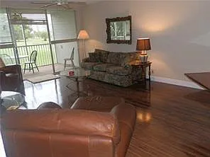 3351 S Palm Aire Dr #208 — Photo 4