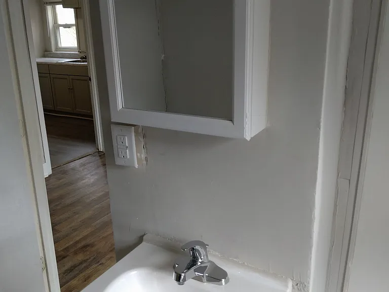 120 Avendale Ave NE #3 — Photo 7