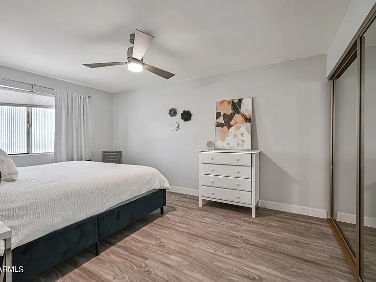 4600 N 68th St #330 — Photo 16