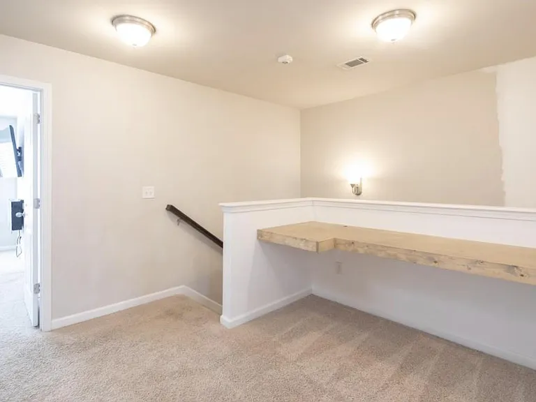 182 Highland Pointe Cir E — Photo 7
