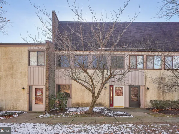 4808 Oxford Ct, Bensalem, PA 19020