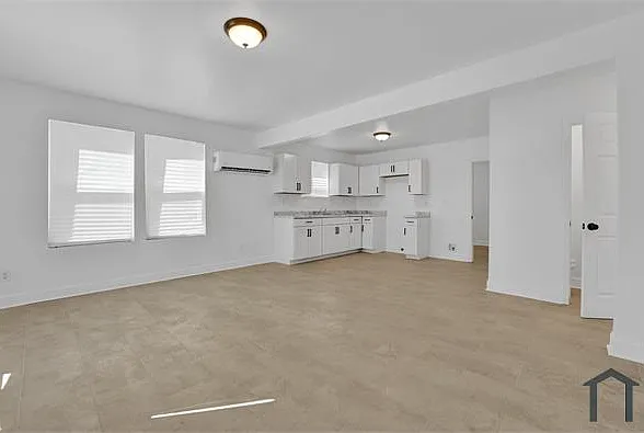 1356 Quinn Ave — Photo 5