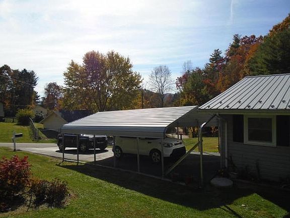 2nd image of 497 Crestwood Dr
