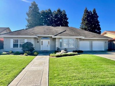 1105 W Hemlock Avenue, Visalia, CA, 93277