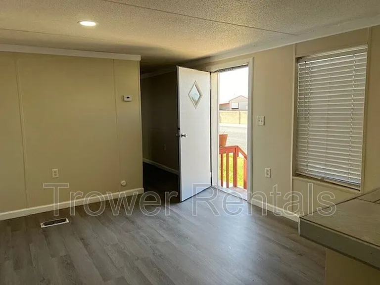 2412 Sun St — Photo 62