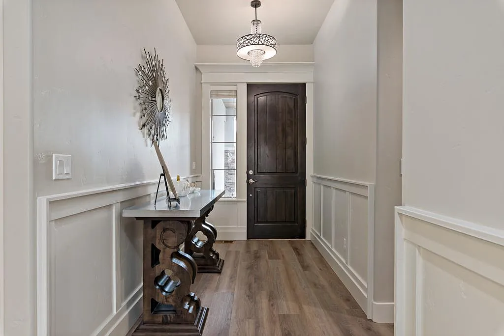1821 N Monterossa Way — Photo 3
