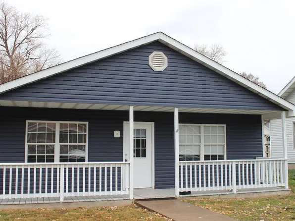 2602 Chestnut St, Hannibal, MO 63401