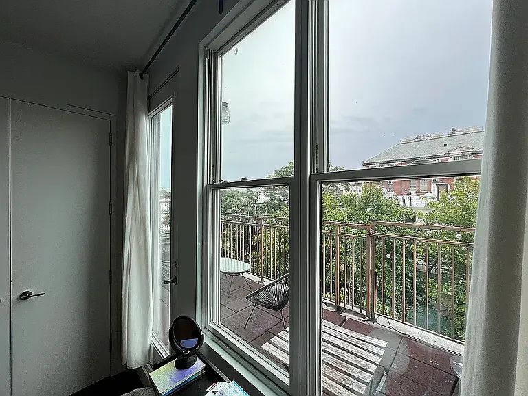 171 Suydam St #4R — Photo 33