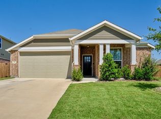 8401 Trickham Bnd, Fort Worth, TX 76131