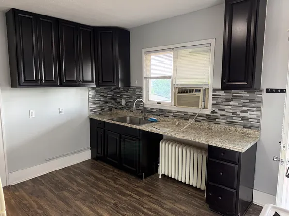 407 Elm Rd APT 2, Ambridge, PA 15003