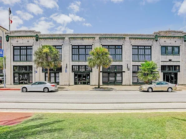 2504 Church St #3, Galveston, TX 77550