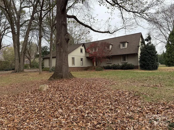 6102 Unity Ln NW, Concord, NC 28027