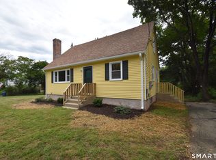 28 Hickory Road, Colchester, CT 06415