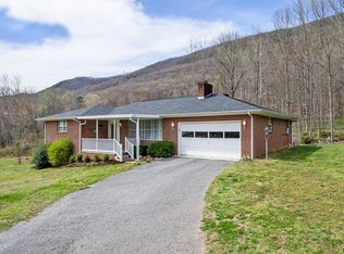 133 Ridgecrest Rd, Harriman, TN 37748