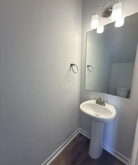 121 Bartlett Dr — Photo 31