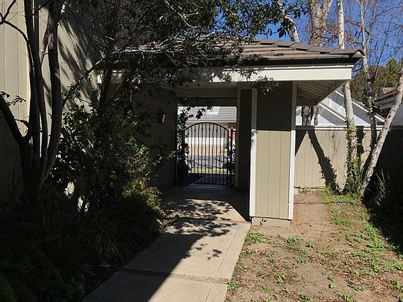 Entrance gate from the inside