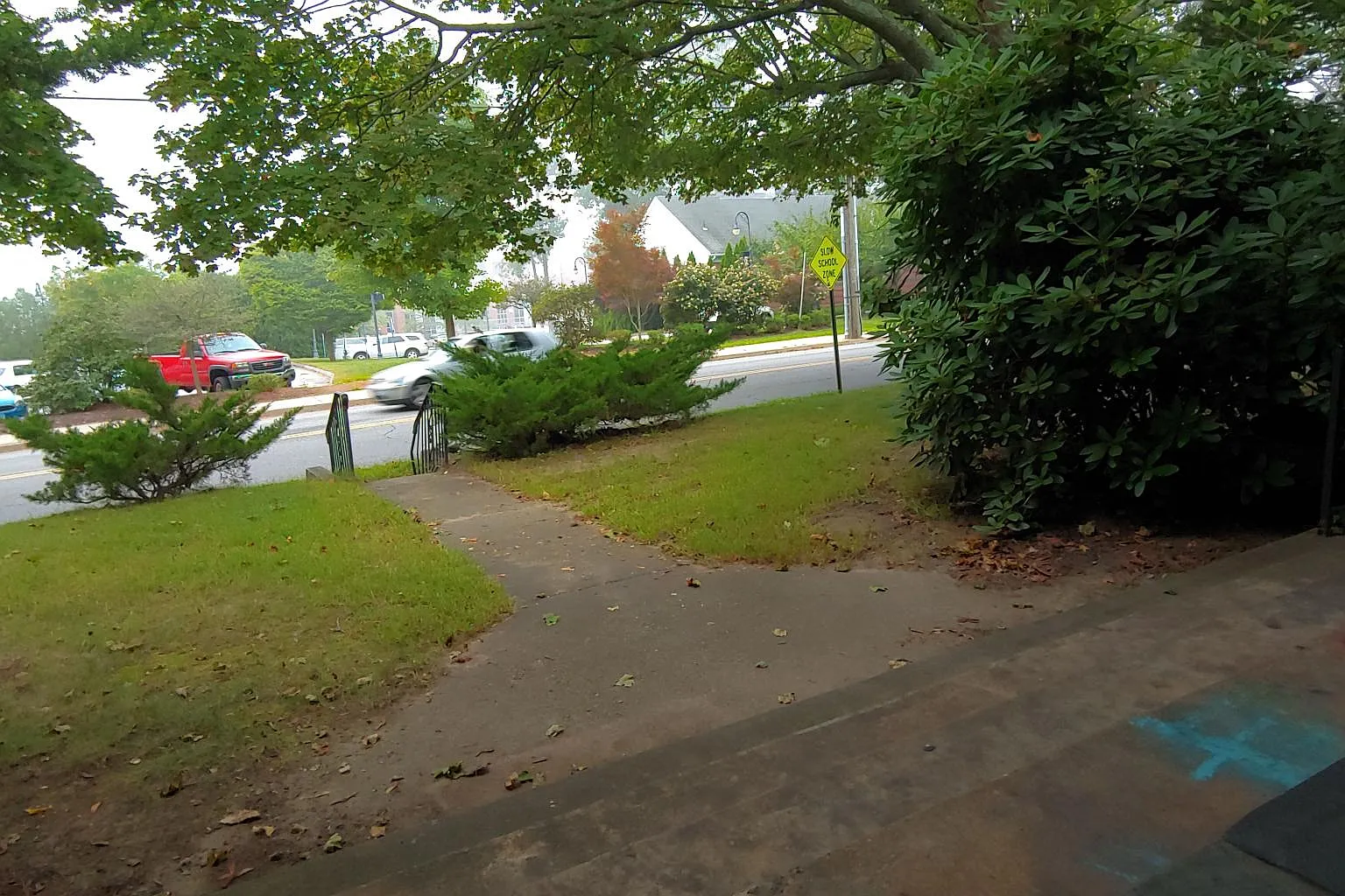 4 bed, $2,200 — Photo 3