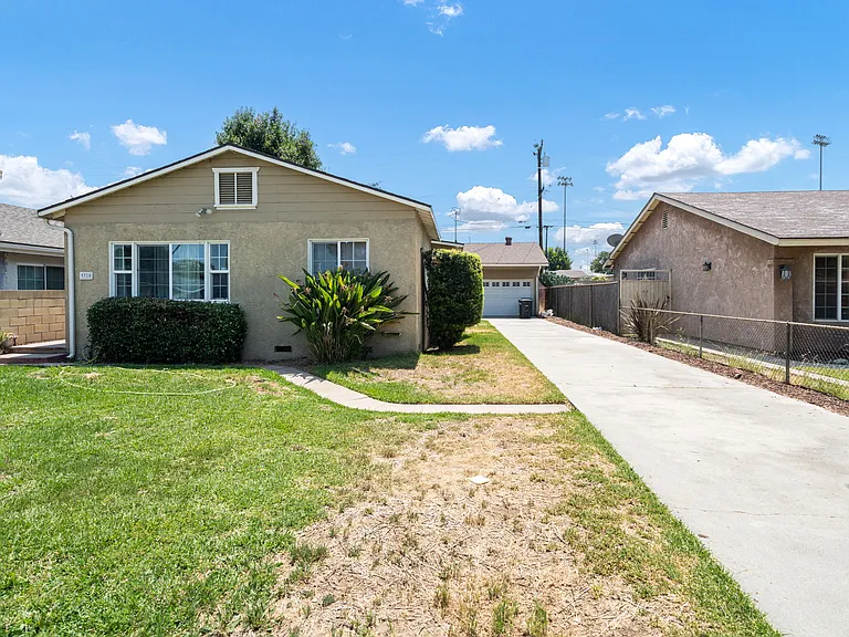 9310 Danby Ave — Photo 3