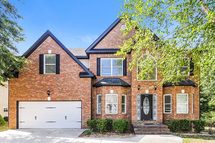 1st image of 3951 Lucas Ln