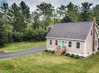 92 Adams Way, Freeport, ME 04032