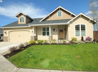 7486 B St, Springfield, OR 97478