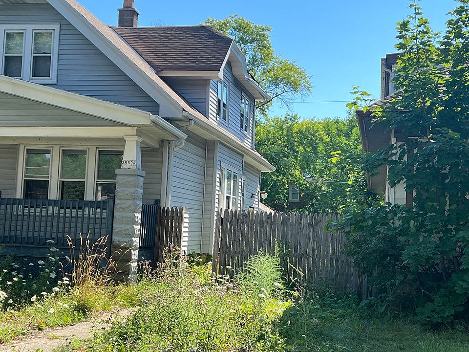 2nd image of 2952-2952A N 51st Blvd