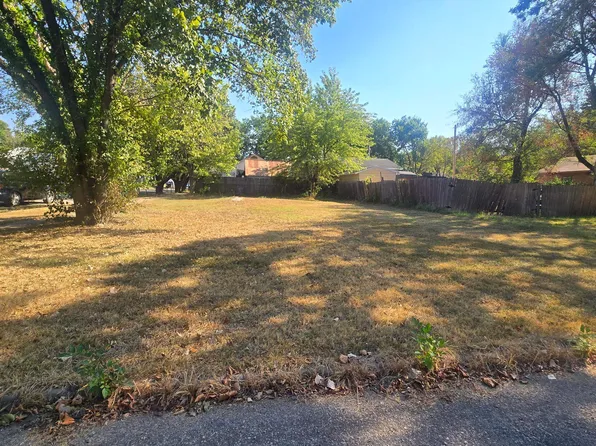 1700 Gabriel Ave, Parsons, KS 67357