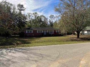 306 Travis Rd, Brewton, AL 36426