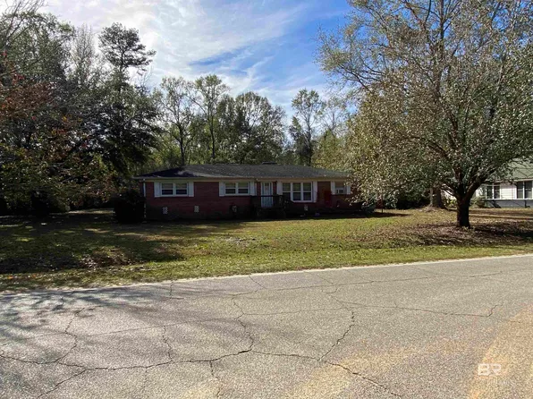 306 Travis Rd, Brewton, AL 36426