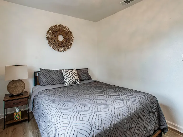 102 Alba Plena St — Photo 15