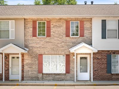 23 Fetzer Ct APT 3, Bloomington, IL, 61704