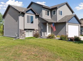 21175 Cameron Way, Farmington, MN 55024