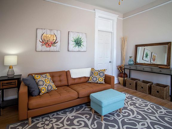 4th image of 2030 W Coulter St APT 3F