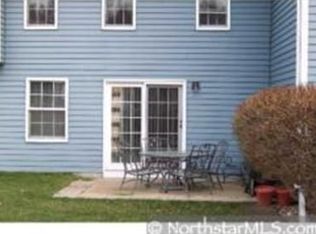 6518 Upper 23rd St N, Oakdale, MN 55128