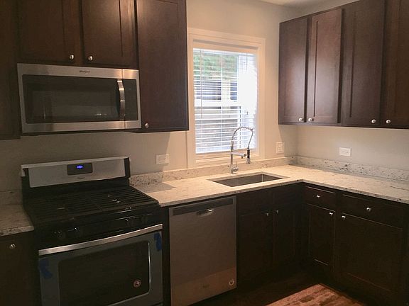 5th image of 3731 N Albany Ave