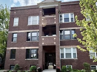 4400sel, Chicago, IL 60625