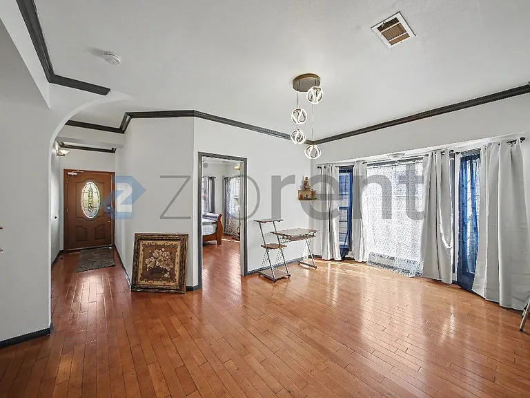 233 S Benton Way — Photo 9