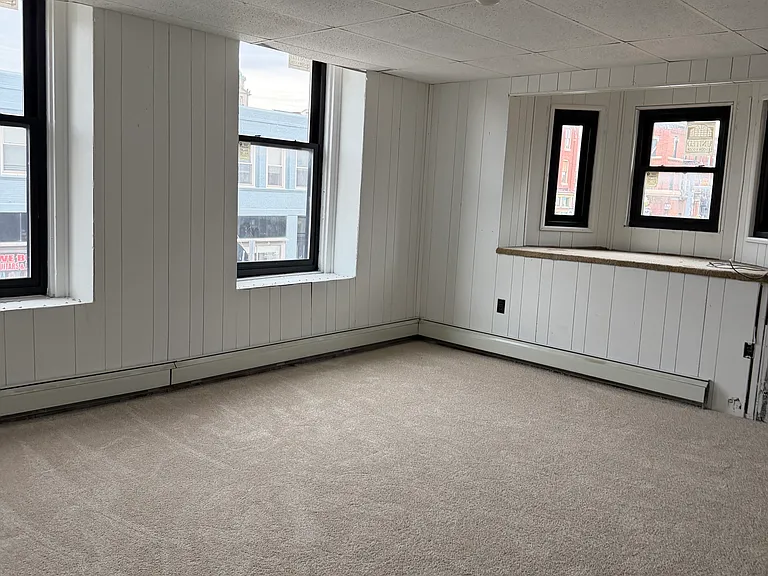 127 W Main St #2 — Photo 2