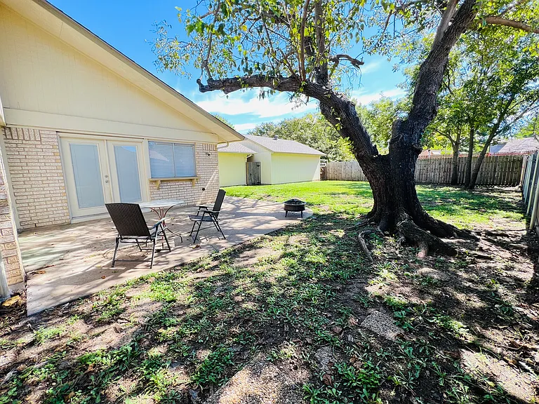 2102 Richwood Dr — Photo 34