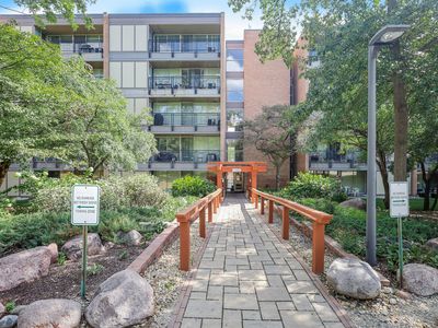 6020 Oakwood Dr APT 4A, Lisle, IL, 60532