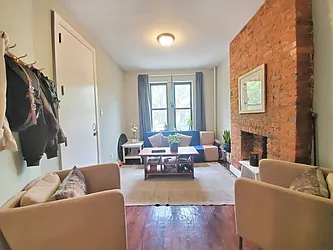 Rented by Doorway NYC, LLC