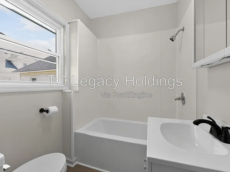 300 Ash Ave — Photo 21