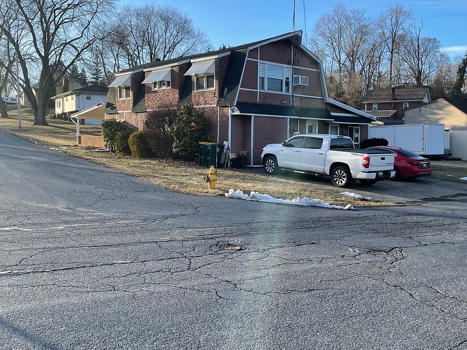 1st image of 701 Hillview Ave Floor 1