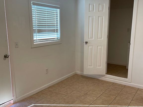 2nd image of 2200 N Osage Ave #2