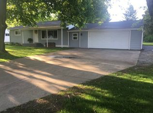 9370 Peck Rd, Greenville, MI 48838