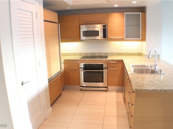 222 Karen Ave UNIT 1006