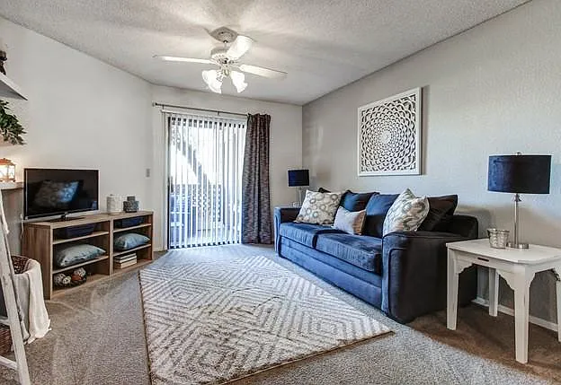 1x1 Living Room