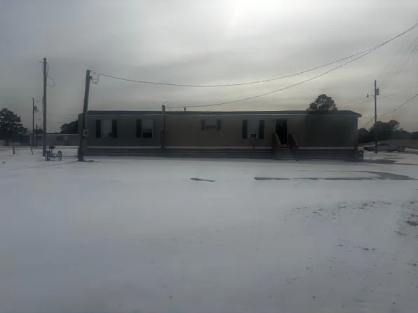 1338 Alden St, Spring Lake, NC 28390