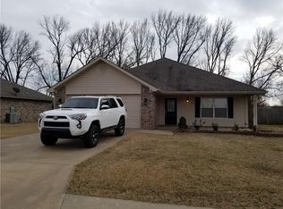 421 Riley Dr, Alma, AR 72921