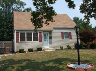 21 Fairfield Rd, East Brunswick, NJ 08816